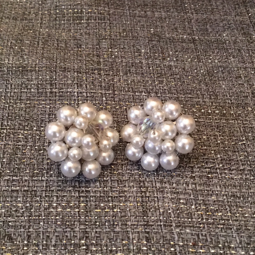Clip on pearl earrings